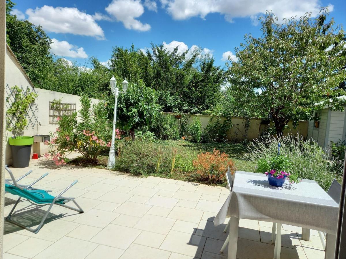 Apartamento Le Jardin D'Anatole Bourges Exterior foto